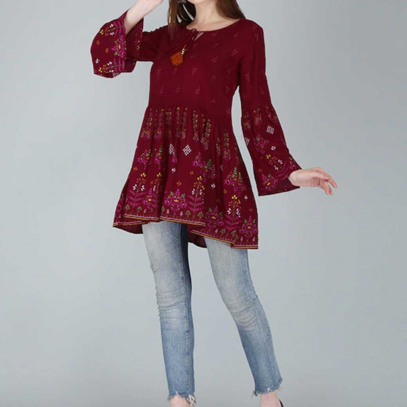Red regular top Floral print Round Neck Tops