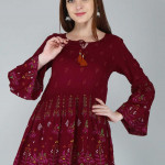 Red regular top Floral print Round Neck Tops